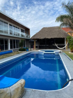 Hermosa Quinta Arcangeles